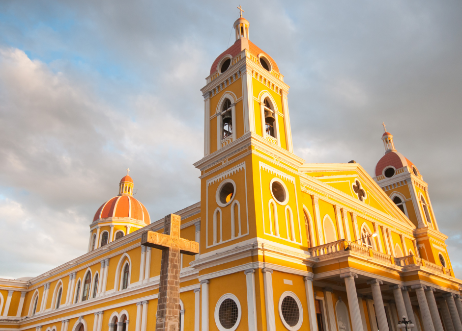 Descubra la magia colonial de Granada